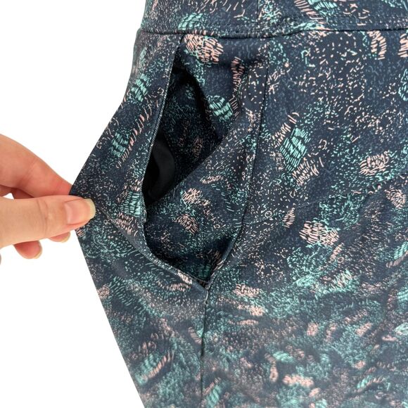 Greg Norman Golf Skort Women's LARGE Navy Abstract Print ML75 Sculpt Stretch NWT - Picture 5 of 16